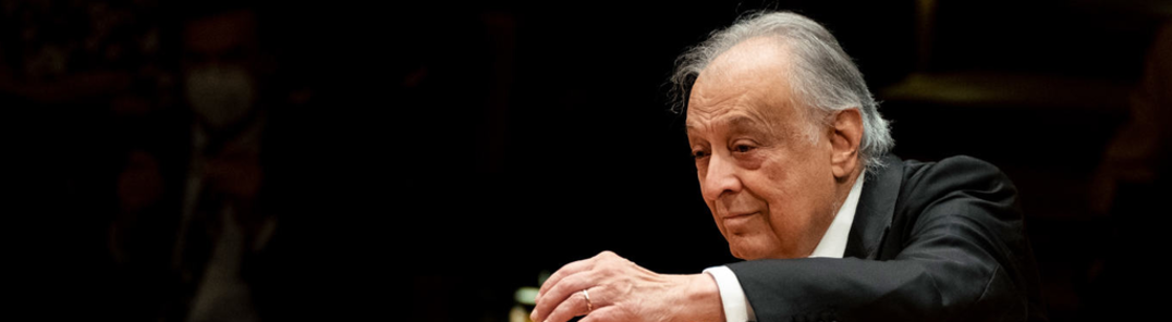 顯示Zubin Mehta conducts Mahler’s Third Symphony的所有照片