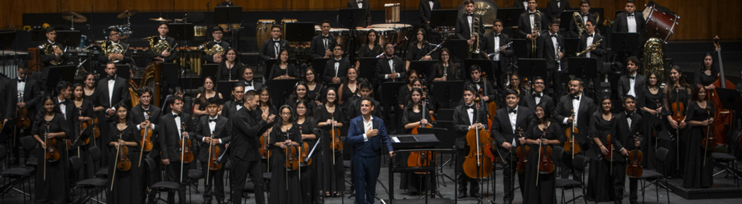 Mostrar todas las fotos de Canto Lirico · Flórez · Sinfonía por el Perú