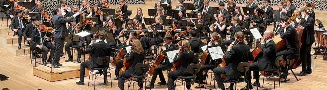 Alle Fotos von Albert Schweitzer Jugendorchester / Lilit Grigoryan / Sebastian Beckedorf anzeigen