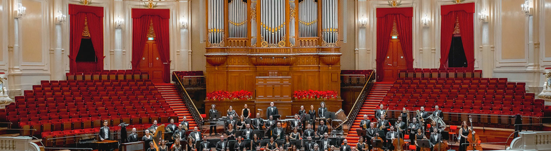 Visa alla foton av Borusan Istanbul Philharmonic Orchestra & Víkingur Ólafsson