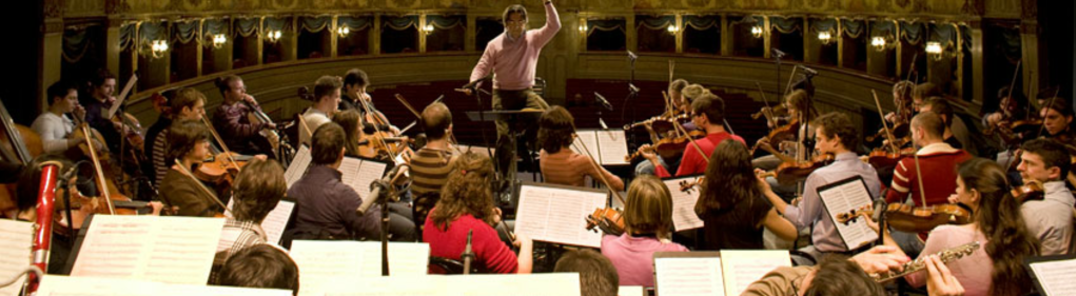 Sýna allar myndir af Riccardo Muti