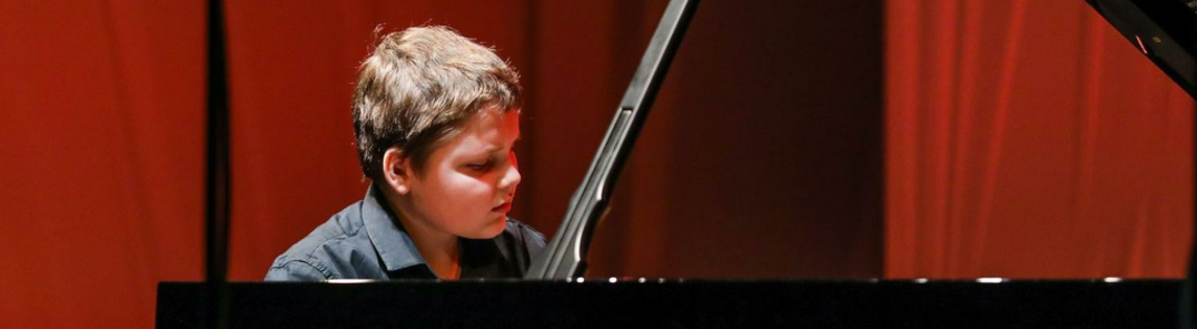 Show all photos of Concert of young pianists under the patronage of Julius Baer