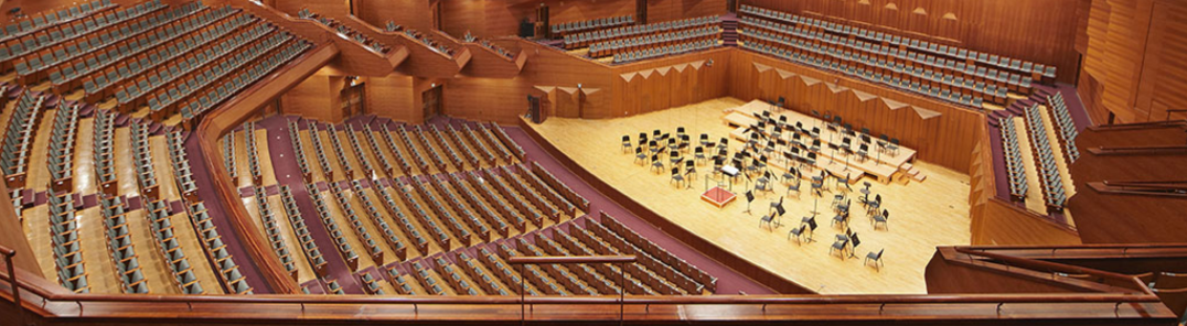 Toon alle foto's van 2024 Seoul Philharmonic Orchestra Jaap van Zweden and Thomas Hampson ①
