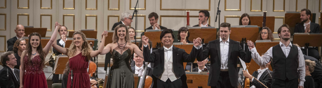 Uri r-ritratti kollha ta' YSP Abschlusskonzert — Mozarteumorchester Salzburg · Kelly