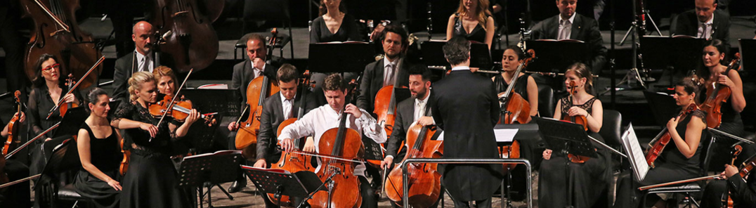 Zobraziť všetky fotky A Premiere: Philip Glass 11th Symphony