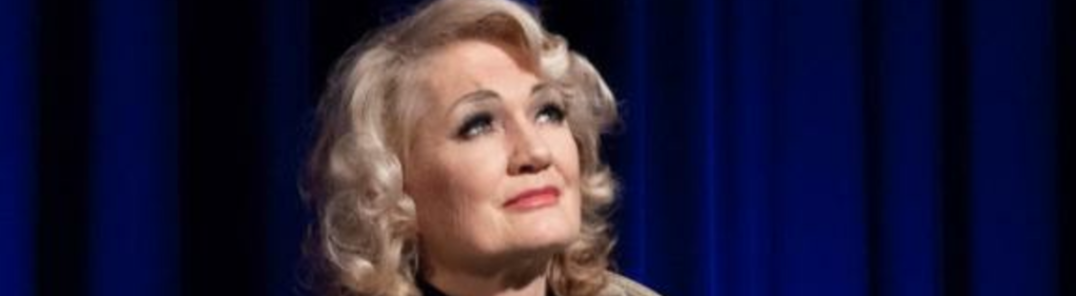 Gudrun Schade in recital "Marlene und die Dietrich" összes fényképének megjelenítése