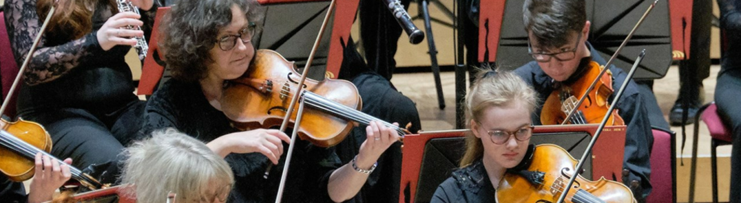 Sýna allar myndir af Liverpool Philharmonic Youth Academy Orchestra