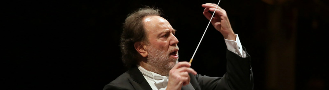 Uri r-ritratti kollha ta' Filarmonica Della Scala - Milan / Riccardo Chailly