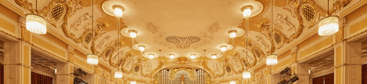 Pokaži vse fotografije osebe Chamber Concert Höbarth · Coin · Schiff