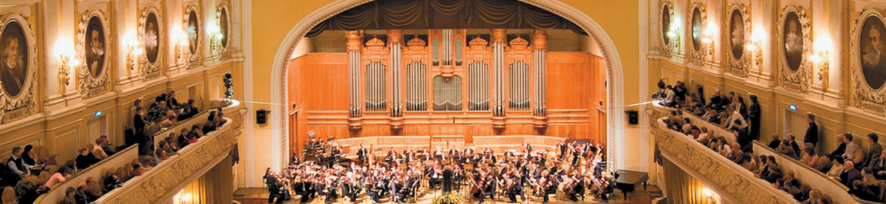 Taispeáin gach grianghraf de Great Hall Of The Conservatory, Alexander Sladkovsky
