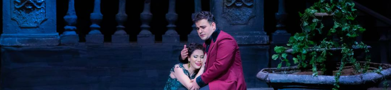 Erakutsi La Traviata -ren argazki guztiak