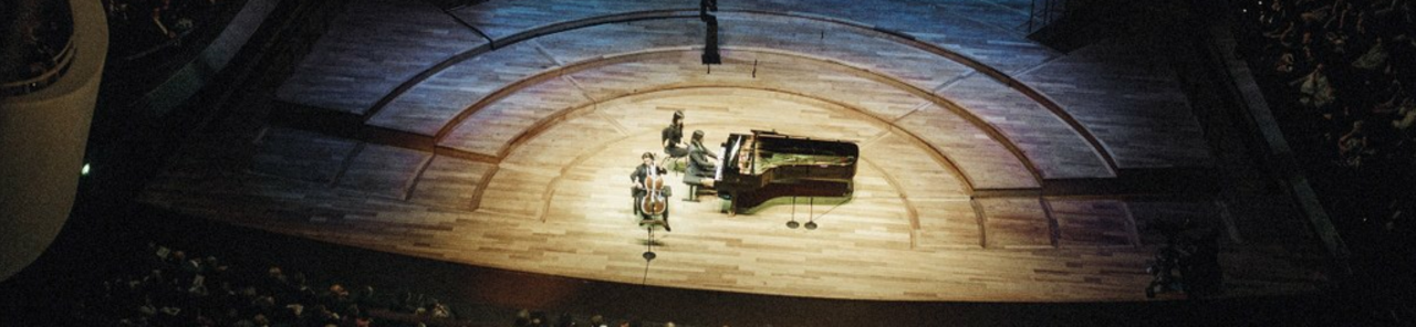 Εμφάνιση όλων των φωτογραφιών του Quatuor Debussy