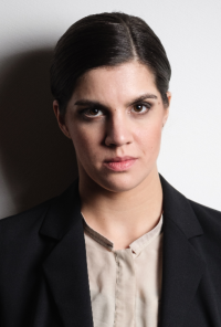 Amira Elmadfa, Mezzosopran - Biografie, Aufführungen, Videos und ...