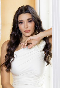 Yulia Suleimanova, Soprano - Biography, Performances, Videos and ...