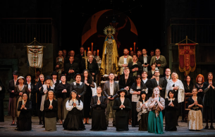 State Opera I Cavalleria rusticana: Ester Pavlů (Santuzza), State Opera Chorus – photo: Jan Hromádko