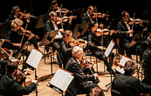 Gastspiel in Wien: Violin Concerto in D Major, op. 35 Tchaikovsky, P. I. (+1 More)