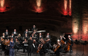 Orchestra of The Swan 'a Midsummer Night's Dream': Violin Concerto in E Minor, op. 64 Mendelssohn (+1 More)