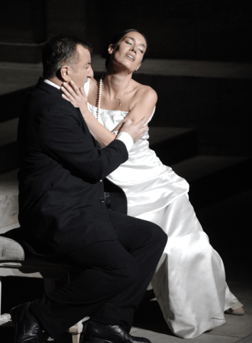 Manon lescaut: Elena Sabas and George Oniani