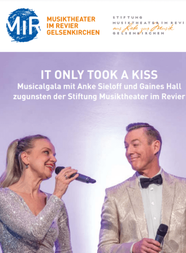 It Only Took a Kiss: Opera Gala Various
