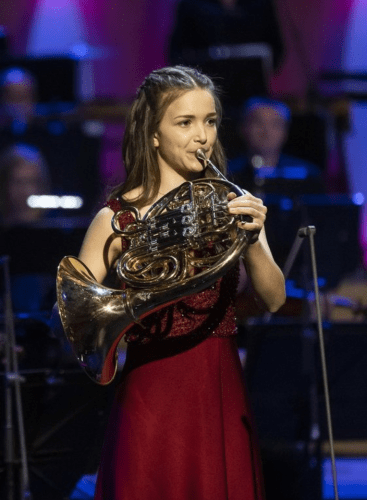 Annemarie Federle: Serenade for Tenor, Horn and Strings Britten (+3 More)