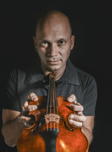 Direttore e violino: Stefano Montanari: Concert Various