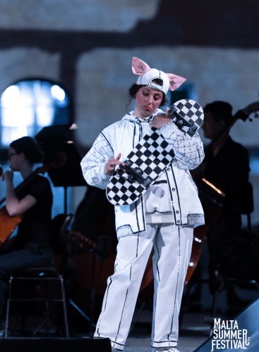 The Three Little Pigs Opera (A family opera in English with music by Mozart): The three Little Pigs Mozart