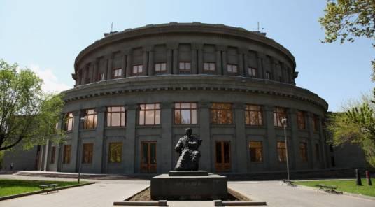 Toon alle foto's van Armenian National Philharmonic Orchestra