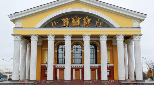 Vis alle bilder av Republic of Karelia State Music Theatre