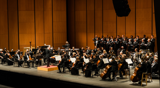 Visa alla foton av Des Moines Metropolitan Opera Festival Orchestra