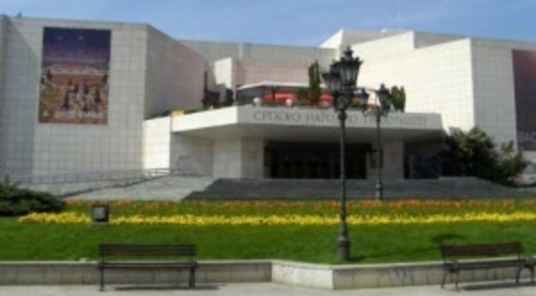 Taispeáin gach grianghraf de Serbian National Theatre