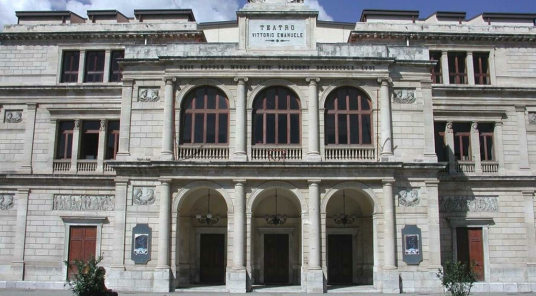 Mostrar todas las fotos de Teatro Vittorio Emanuele di Messina