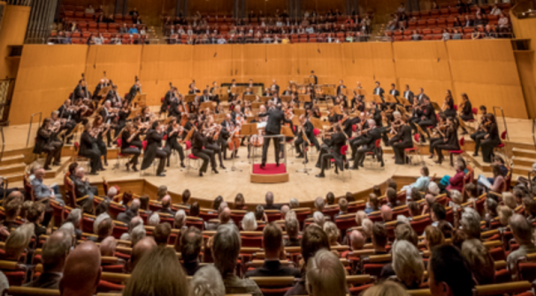 Pokaži vse fotografije osebe Gürzenich - Orchester Köln