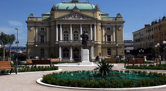 Alle Fotos von Croatian National Theatre “Ivan PL. Zajc” Rijeka anzeigen