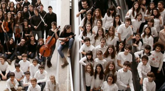 Zobrazit všechny fotky Joven Orquesta y Coro de la Comunidad de Madrid