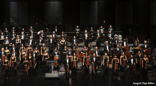Rodyti visas Borusan İstanbul Filarmoni Orkestrası & Barbara Hannigan nuotraukas