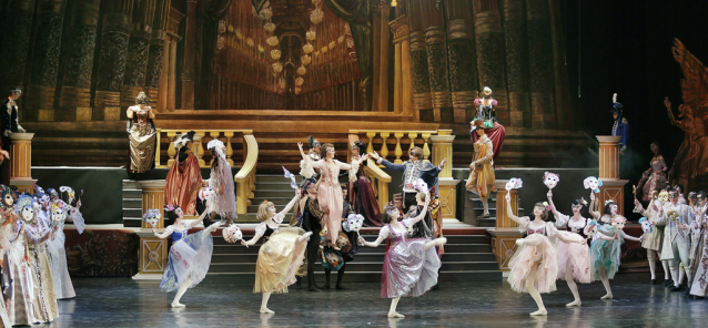 Opera-Ballet in two acts: «Он хотел жить, ”как все другие”» 의 모든 사진 표시