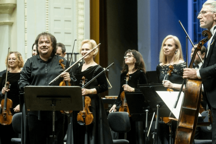 Serenados orkestrui: Serenade for strings in E major, Op. 22 (+2 More)