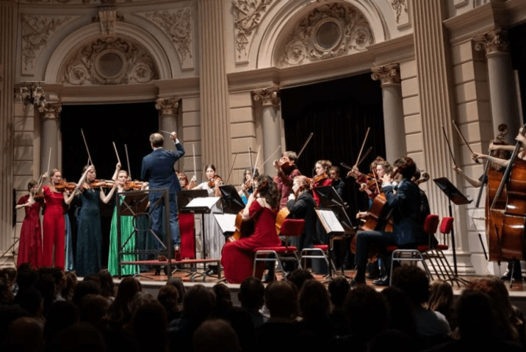Netherlands Youth String Orchestrat: Memento: Concerto funèbre für Violine und Streichorchester Hartmann (+2 More)