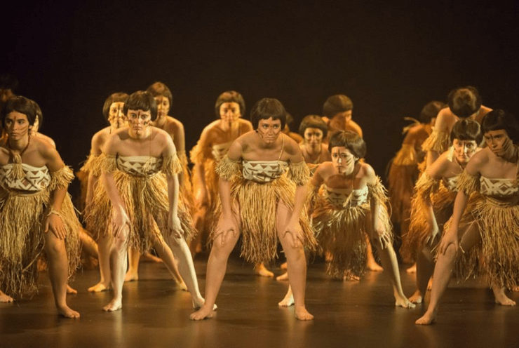 Curumins (Indian children) in the opera "Onheama"