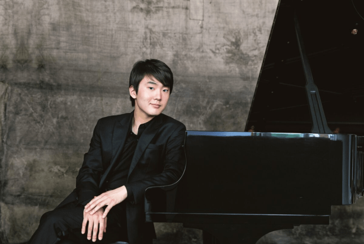 Andris Nelsons conducts León, Ravel, and Stravinsky with Seong-Jin Cho, piano: Concert Various (+2 More)