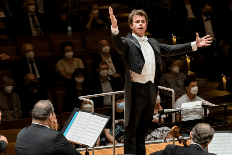 Jakub Hrůša conducts Bruckner’s Fourth and a world premiere: Concert Various (+1 More)