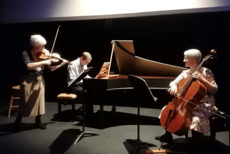 Vivaldi with The Gwaun Trio / Mererid Hopwood: The Four Seasons Vivaldi