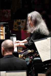 Martha Argerich speelt Bartók 3