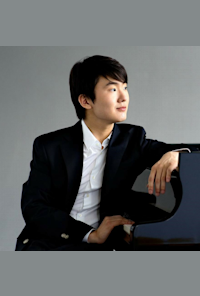 Seong-Jin Cho plays Beethoven’s Piano Concerto No. 4 Noseda conducts Shostakovich’s Fifth Symphony & Carlos Simon