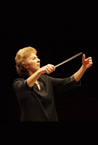 Jane Glover Conducts Mozart