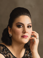 Gabriela Flores